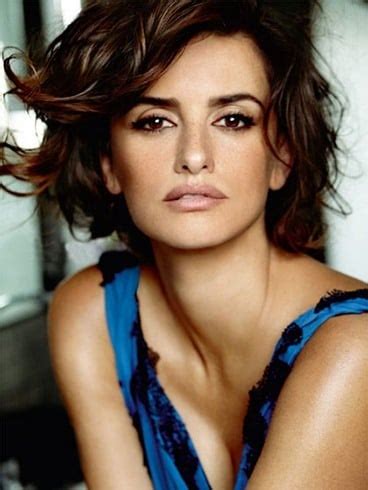 penelope cruz new haircut.